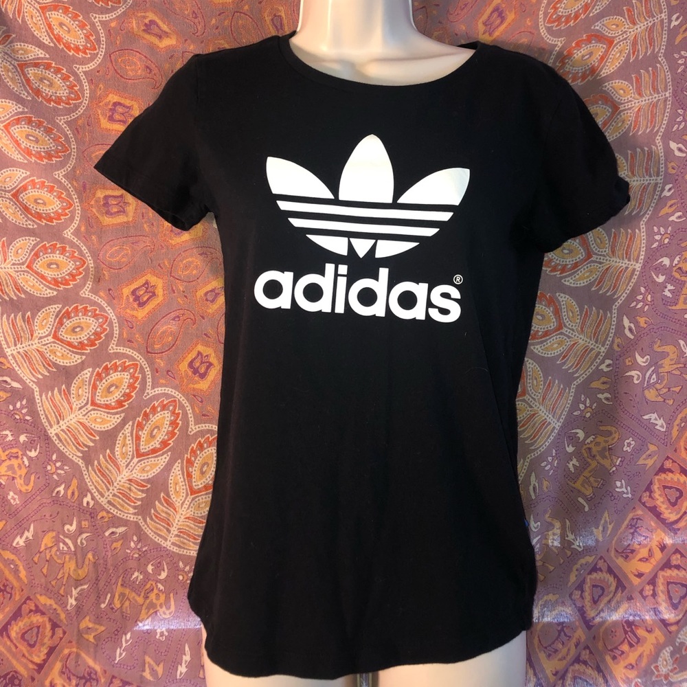 adidas black t-shirt size s